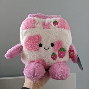 7.5" Strawberry Milk Bum Bumz